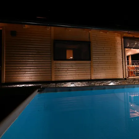 Granary - With Pool, Sauna & Jacuzzi * Доленьске-Топлице