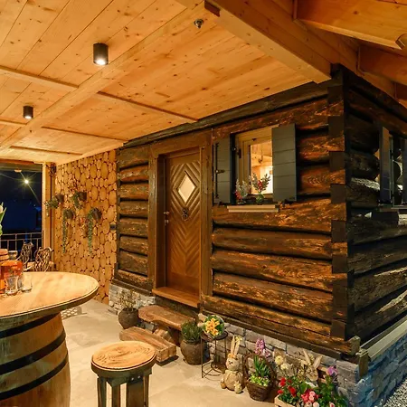 Вилла Granary - With Pool, Sauna & Jacuzzi Доленьске-Топлице