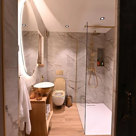 Вилла Granary - With Pool, Sauna & Jacuzzi