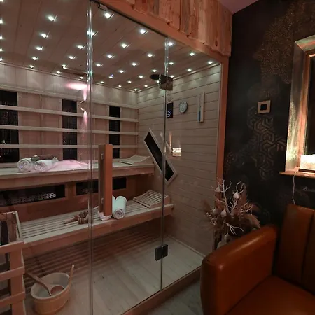 Granary - With Pool, Sauna & Jacuzzi * Доленьске-Топлице