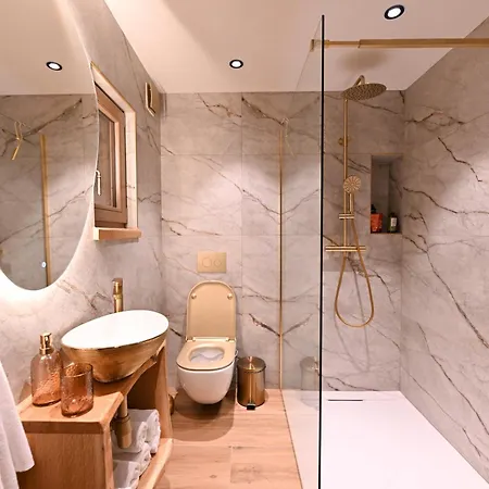 Granary - With Pool, Sauna & Jacuzzi Доленьске-Топлице